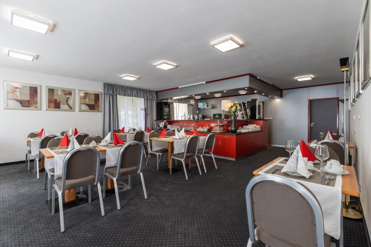 Active & Wellness Hotel Subterra Ostrov  Kültér fotó