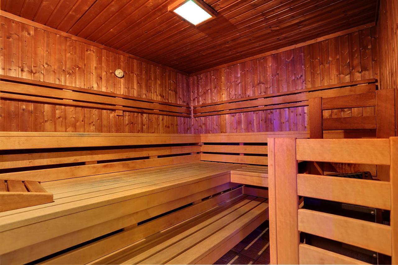 Active & Wellness Hotel Subterra Ostrov  Kültér fotó